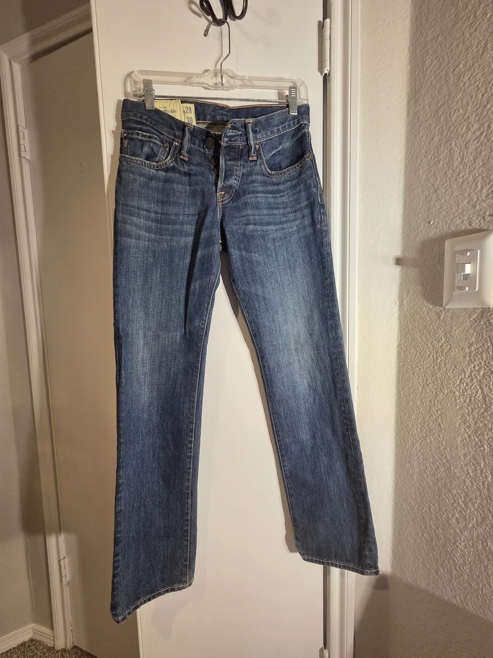Abercrombie & Fitch Men's Slim Straight Blue Jeans